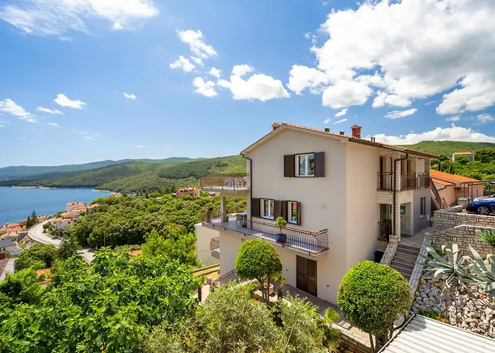 Zulijani Helis B4 * Rabac