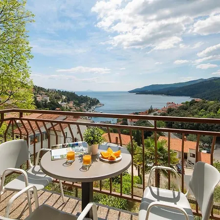 Zulijani Helis B4 Apartman